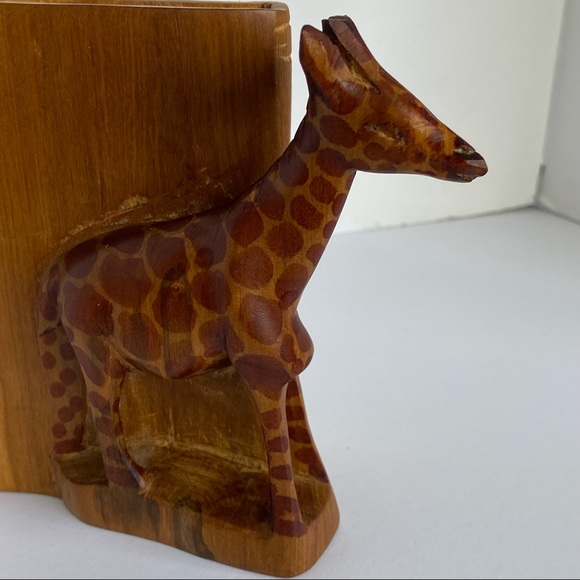 Giraffe Bookend Hand carved of wood 6” X 6” brown zoo animals one - Picture 7 of 14